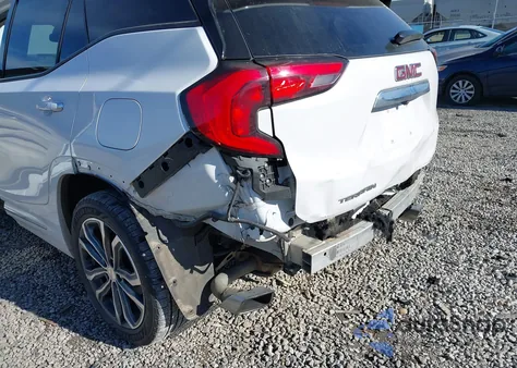 2018 GMC Terrain Denali z USA, uszkodzony, nr VIN 3GKALSEX2JL356889